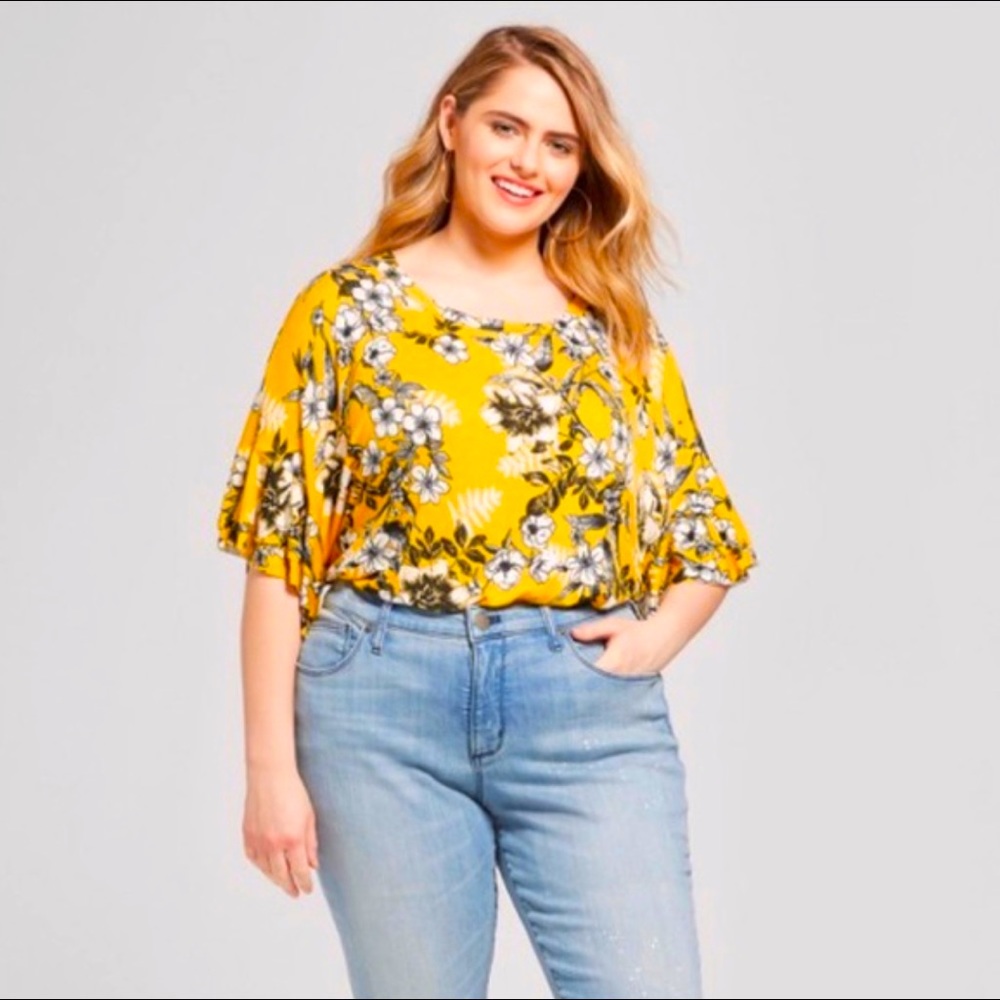 Xhilaration Women’s Plus Size Yellow Floral Top